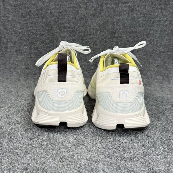 Athletic_Shoes